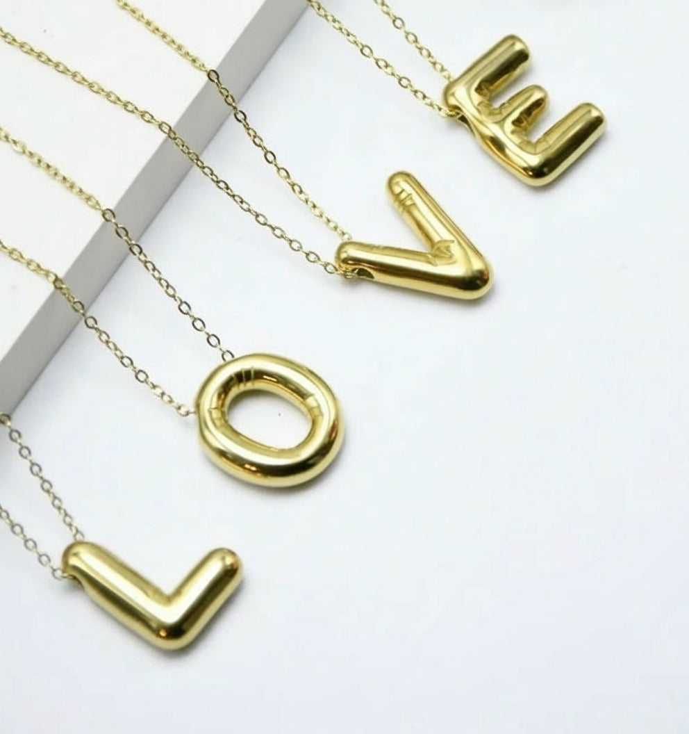 Collier initial